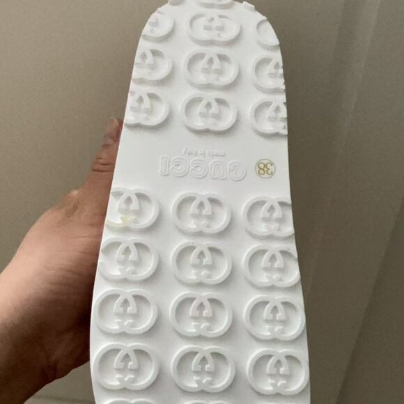 New! Gucci Interlocking G Platform Soft Rubber Slide Sandals - Picture 6 of 7